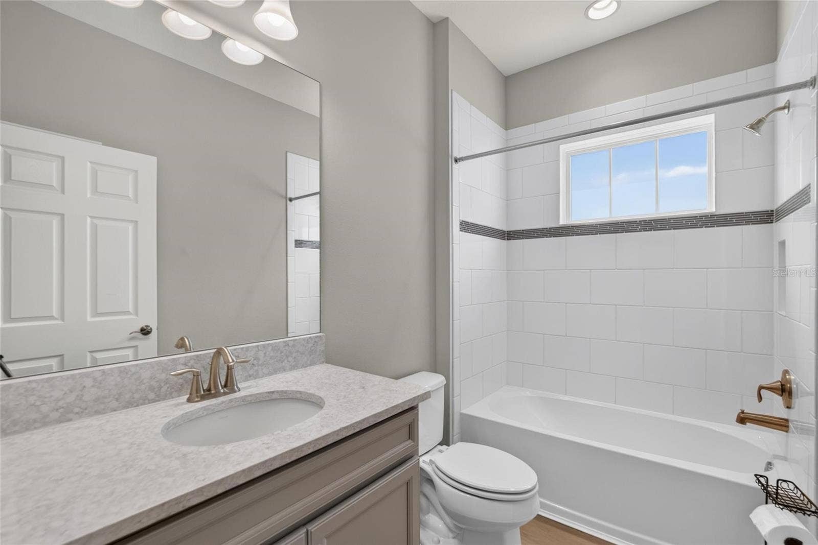 6134 COLMAR PLACE, Apollo Beach, FL 33572 6134 COLMAR PLACE, Apollo Beach, FL 33572