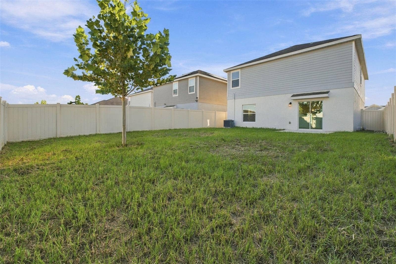 997 HAROLD PASS, Winter Haven, FL 33884 Rear Exterior and Backyard