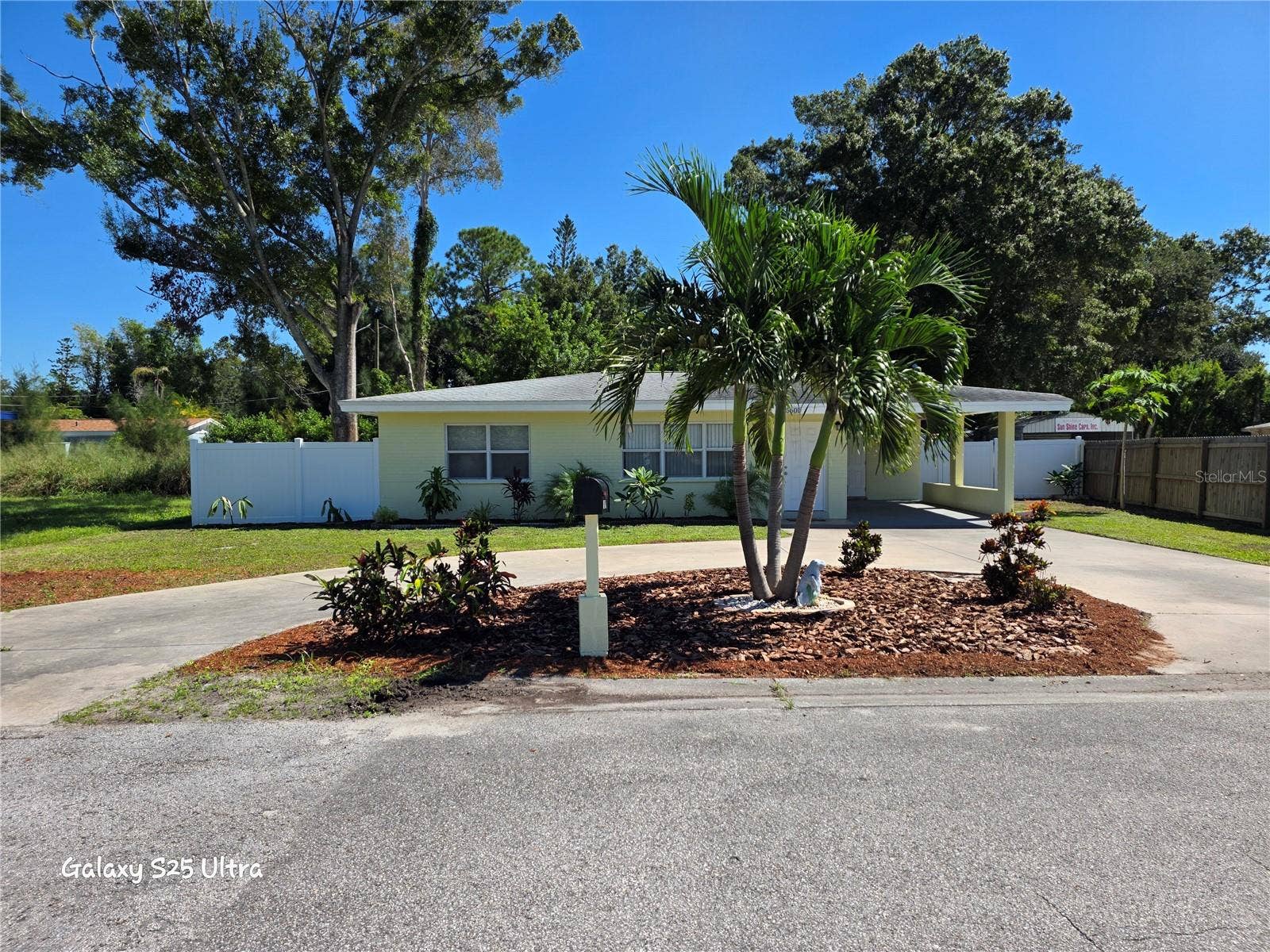 15601 ALMA AVENUE, Clearwater, FL 33760 15601 ALMA AVENUE, Clearwater, FL 33760