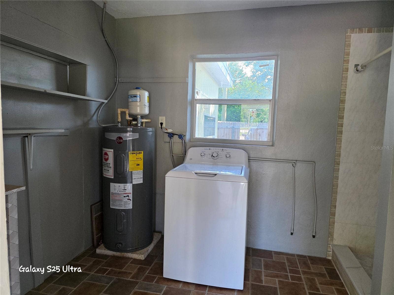 15601 ALMA AVENUE, Clearwater, FL 33760 15601 ALMA AVENUE, Clearwater, FL 33760