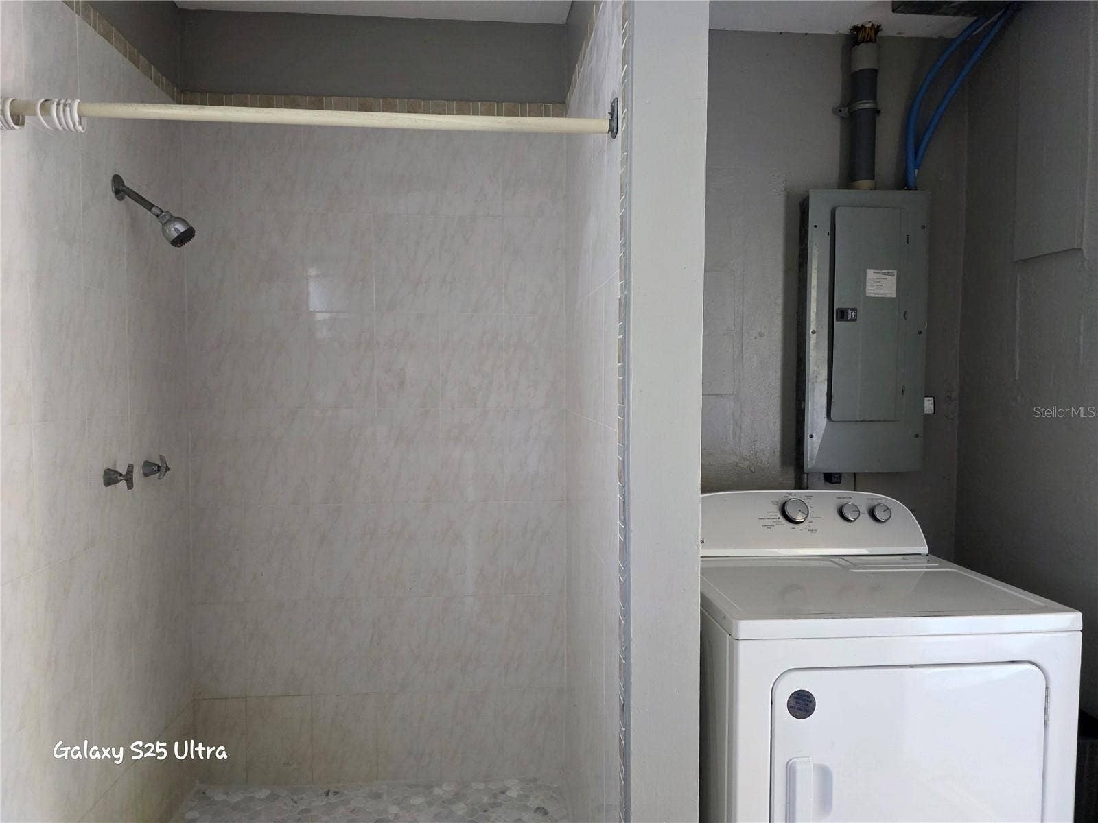 15601 ALMA AVENUE, Clearwater, FL 33760 15601 ALMA AVENUE, Clearwater, FL 33760