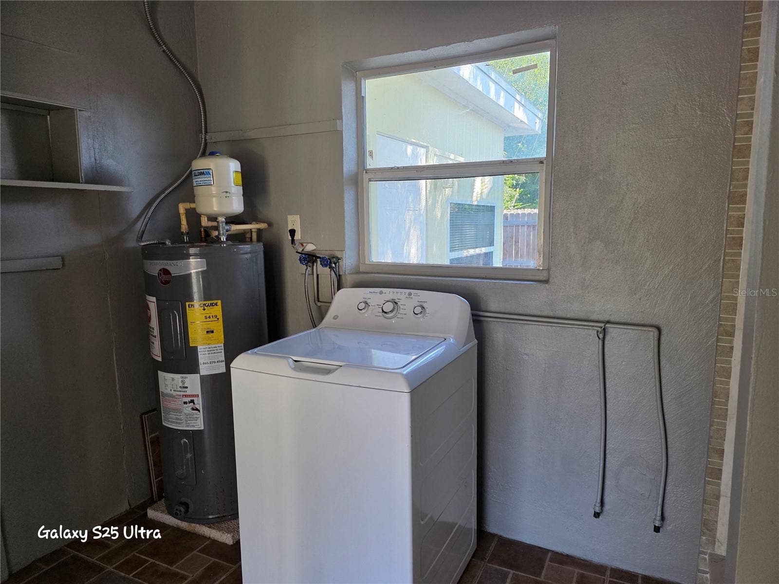 15601 ALMA AVENUE, Clearwater, FL 33760 15601 ALMA AVENUE, Clearwater, FL 33760