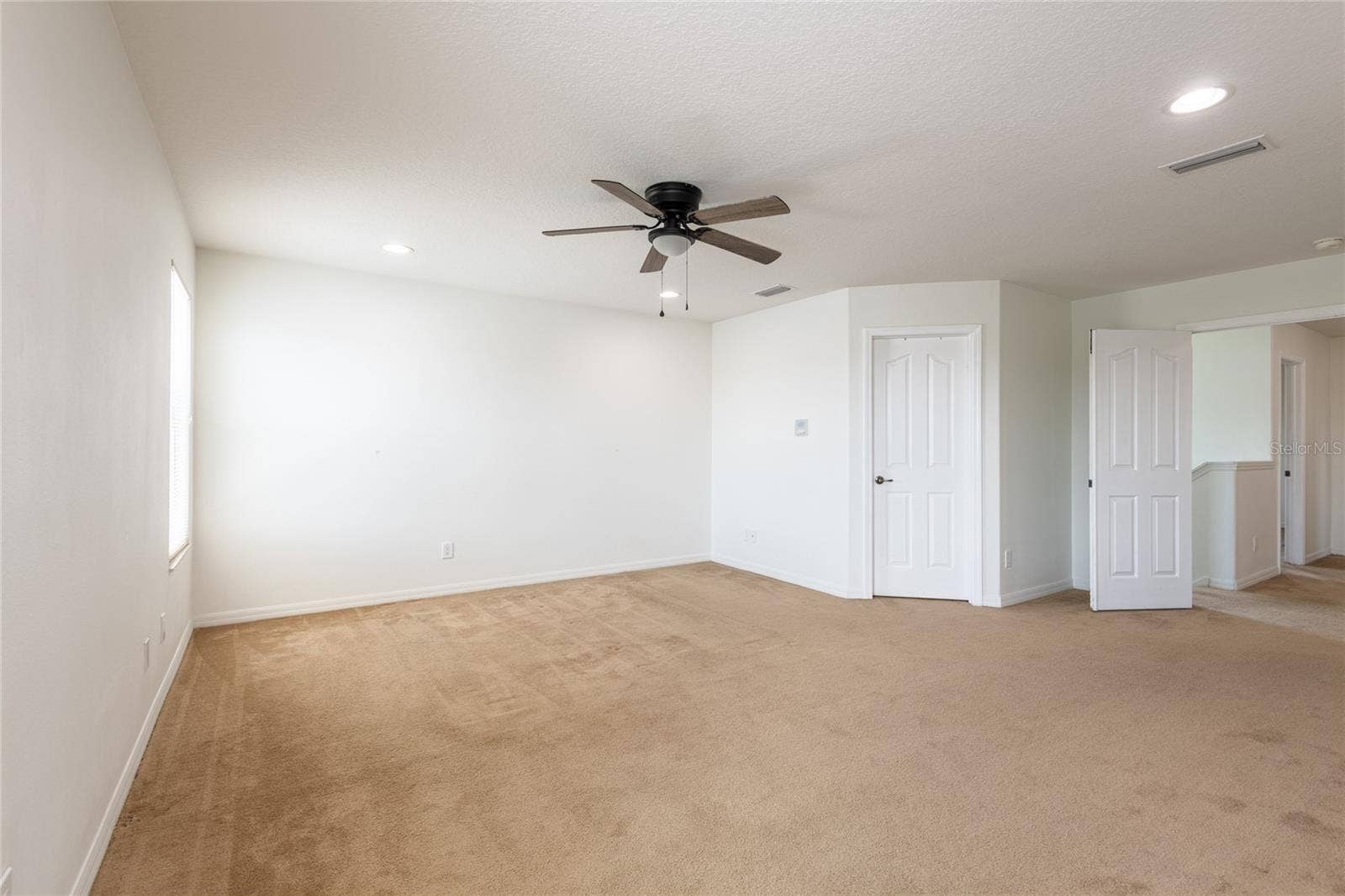 10907 GOLDEN SILENCE DRIVE, Riverview, FL 33579 10907 GOLDEN SILENCE DRIVE, Riverview, FL 33579