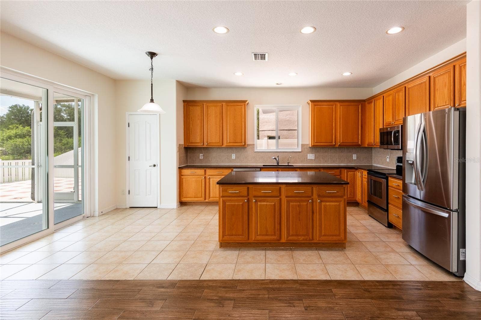 10907 GOLDEN SILENCE DRIVE, Riverview, FL 33579 10907 GOLDEN SILENCE DRIVE, Riverview, FL 33579
