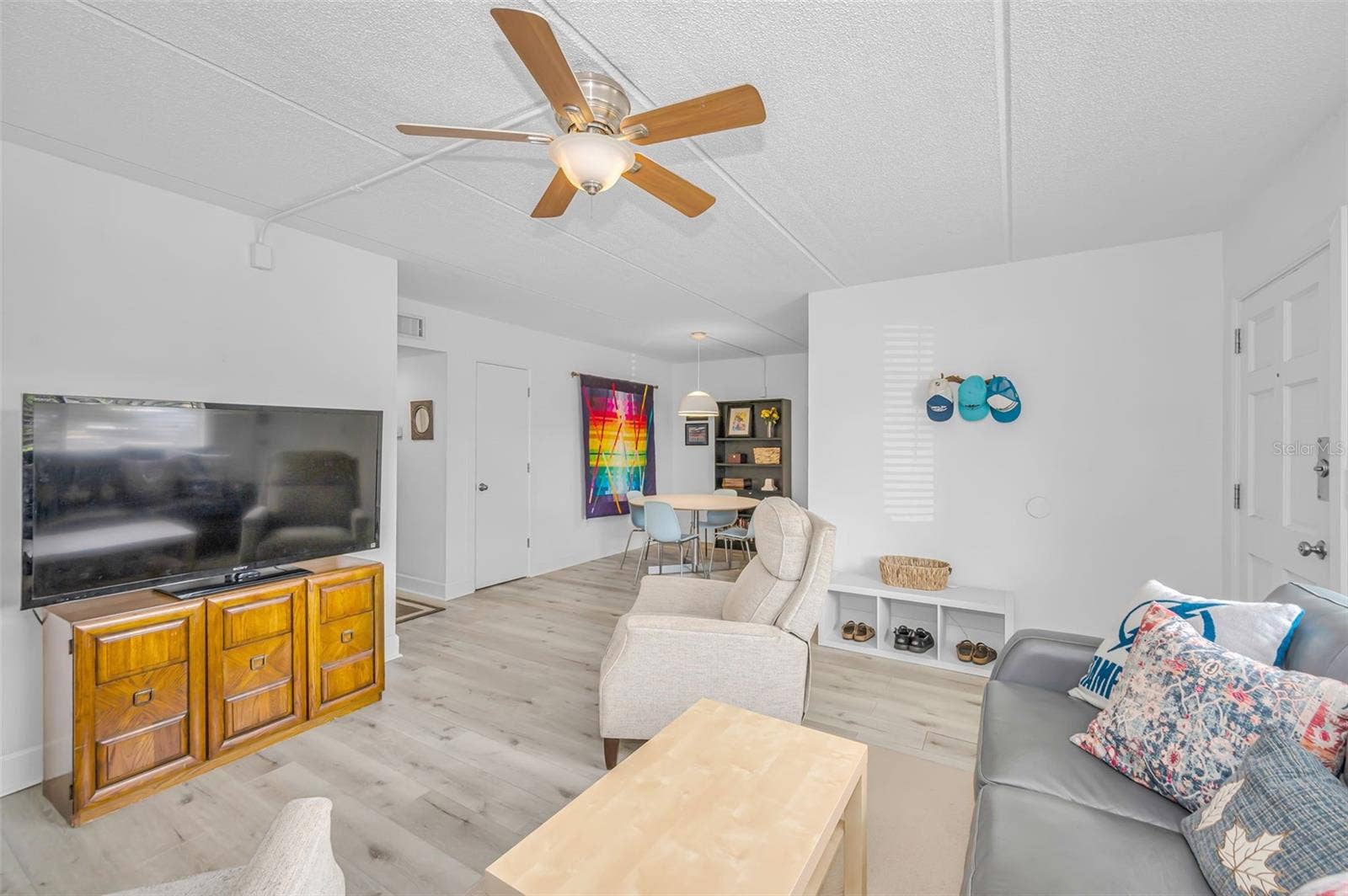 2 N FERNWOOD AVENUE, #25, Clearwater, FL 33765 2 N FERNWOOD AVENUE, #25, Clearwater, FL 33765