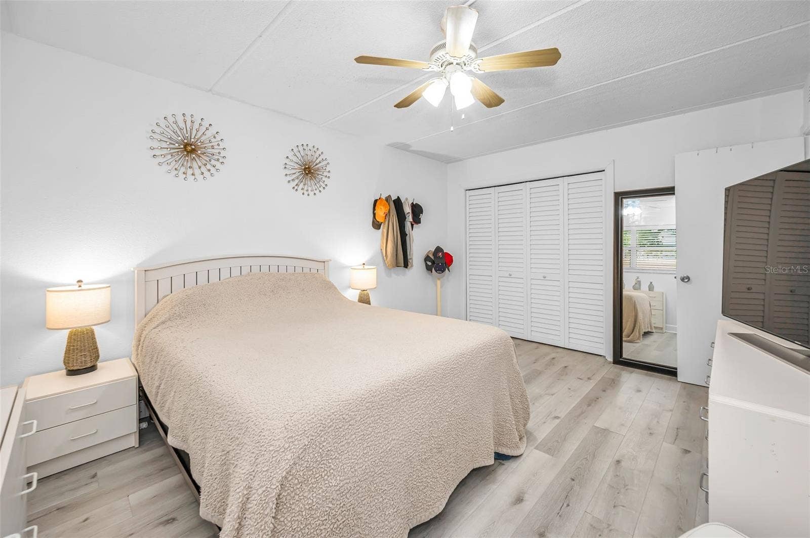 2 N FERNWOOD AVENUE, #25, Clearwater, FL 33765 2 N FERNWOOD AVENUE, #25, Clearwater, FL 33765