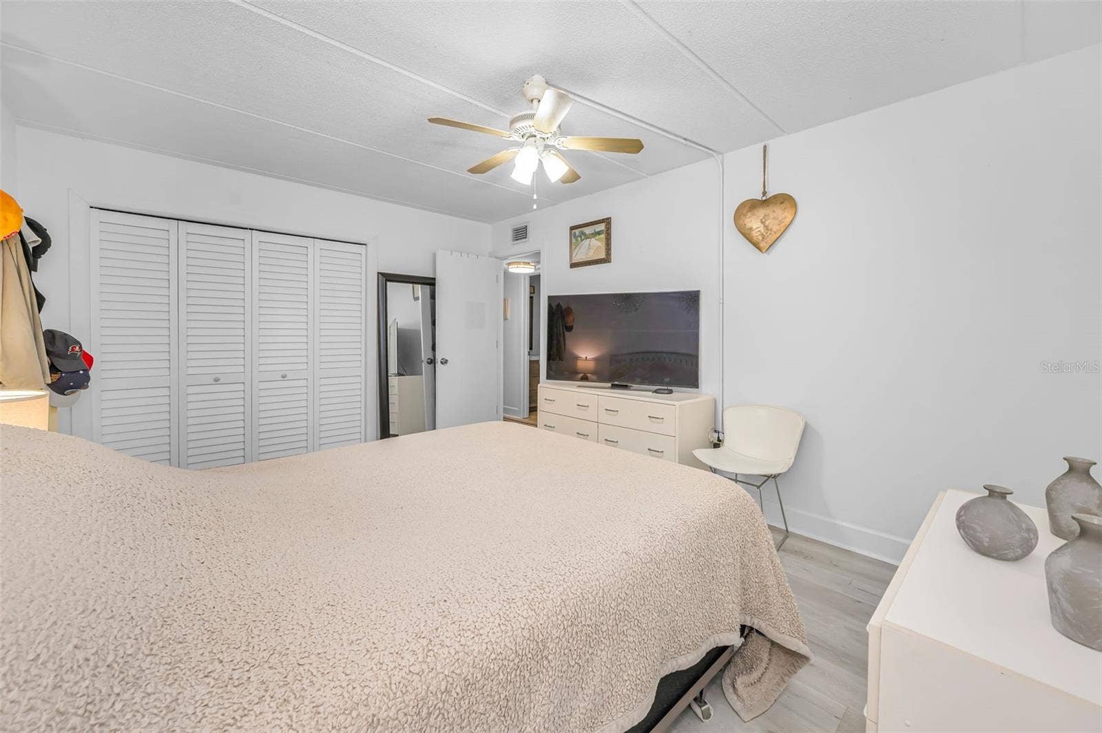 2 N FERNWOOD AVENUE, #25, Clearwater, FL 33765 2 N FERNWOOD AVENUE, #25, Clearwater, FL 33765