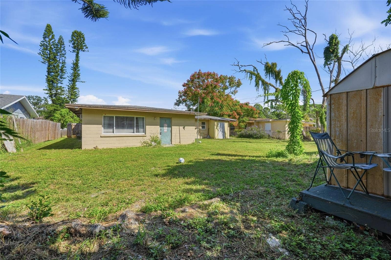 2418 51ST AVENUE DRIVE W, Bradenton, FL 34207