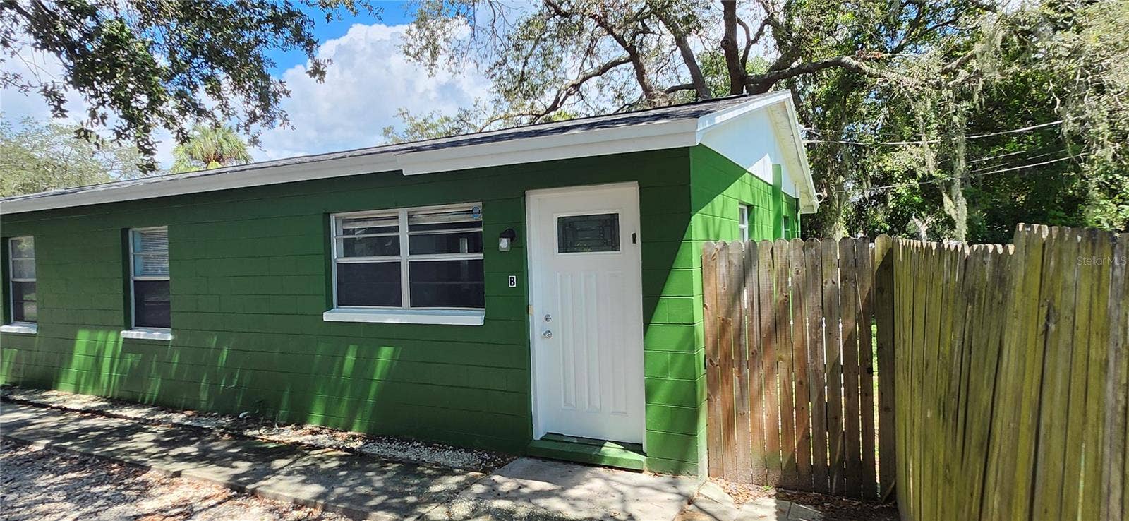 2254 19TH AVENUE SW, Largo, FL 33774 2254 19TH AVENUE SW, Largo, FL 33774