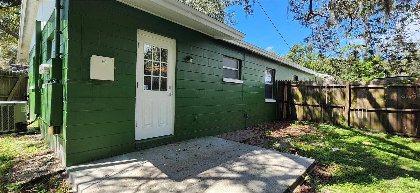 2254 19TH AVENUE SW, Largo, FL 33774 2254 19TH AVENUE SW, Largo, FL 33774