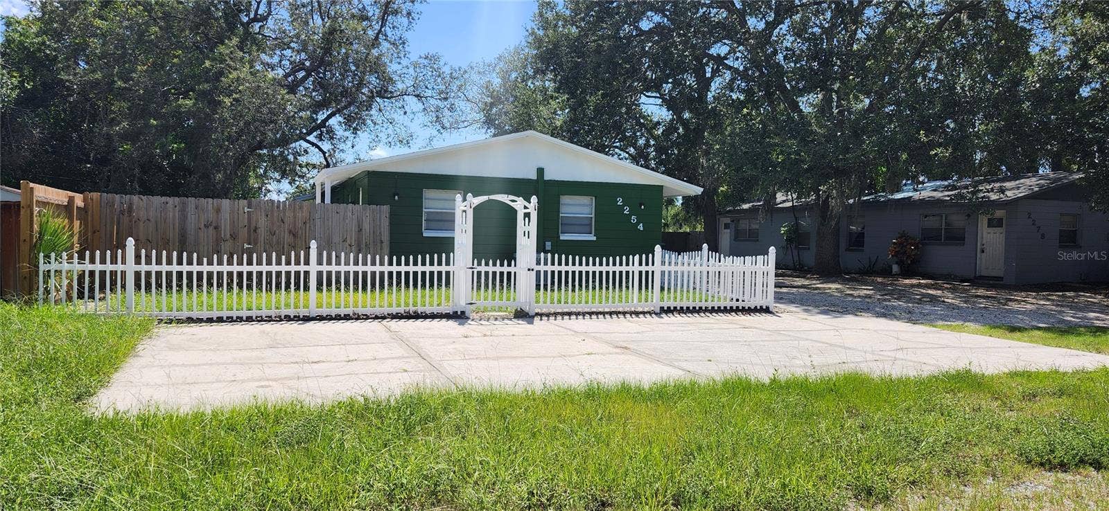 2254 19TH AVENUE SW, Largo, FL 33774 2254 19TH AVENUE SW, Largo, FL 33774