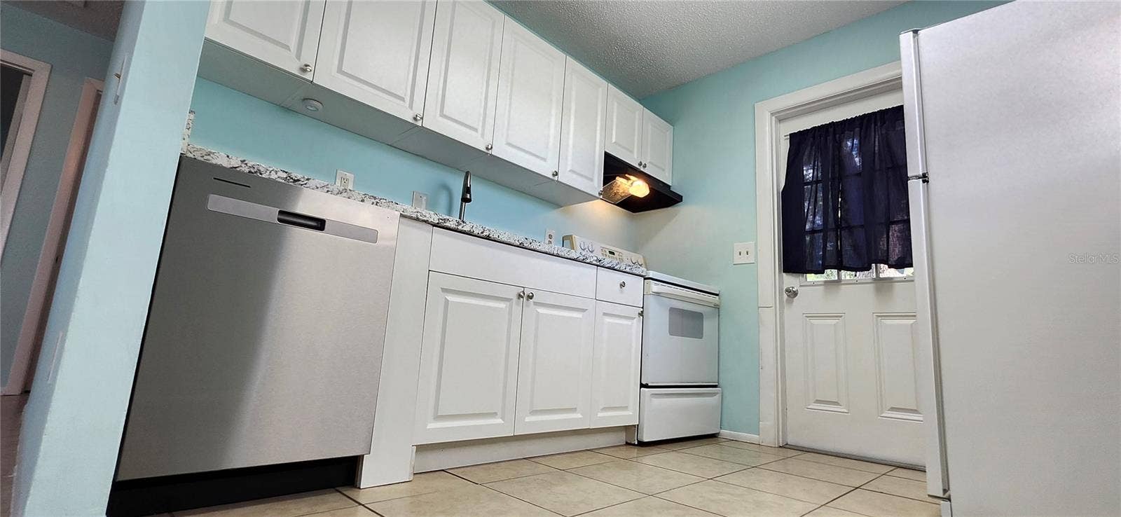 2254 19TH AVENUE SW, Largo, FL 33774 2254 19TH AVENUE SW, Largo, FL 33774