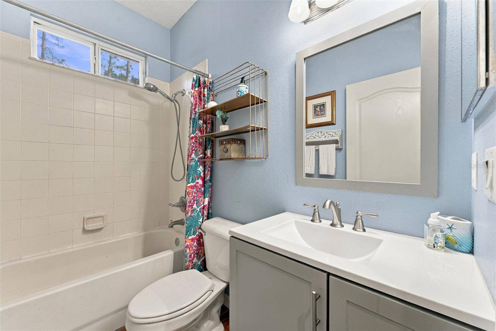 21916 WAVERLY SHORES LANE, Land O Lakes, FL 34637