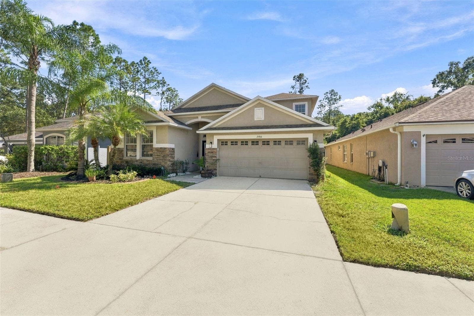 21916 WAVERLY SHORES LANE, Land O Lakes, FL 34637