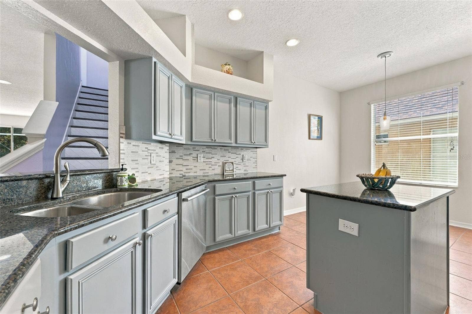 21916 WAVERLY SHORES LANE, Land O Lakes, FL 34637
