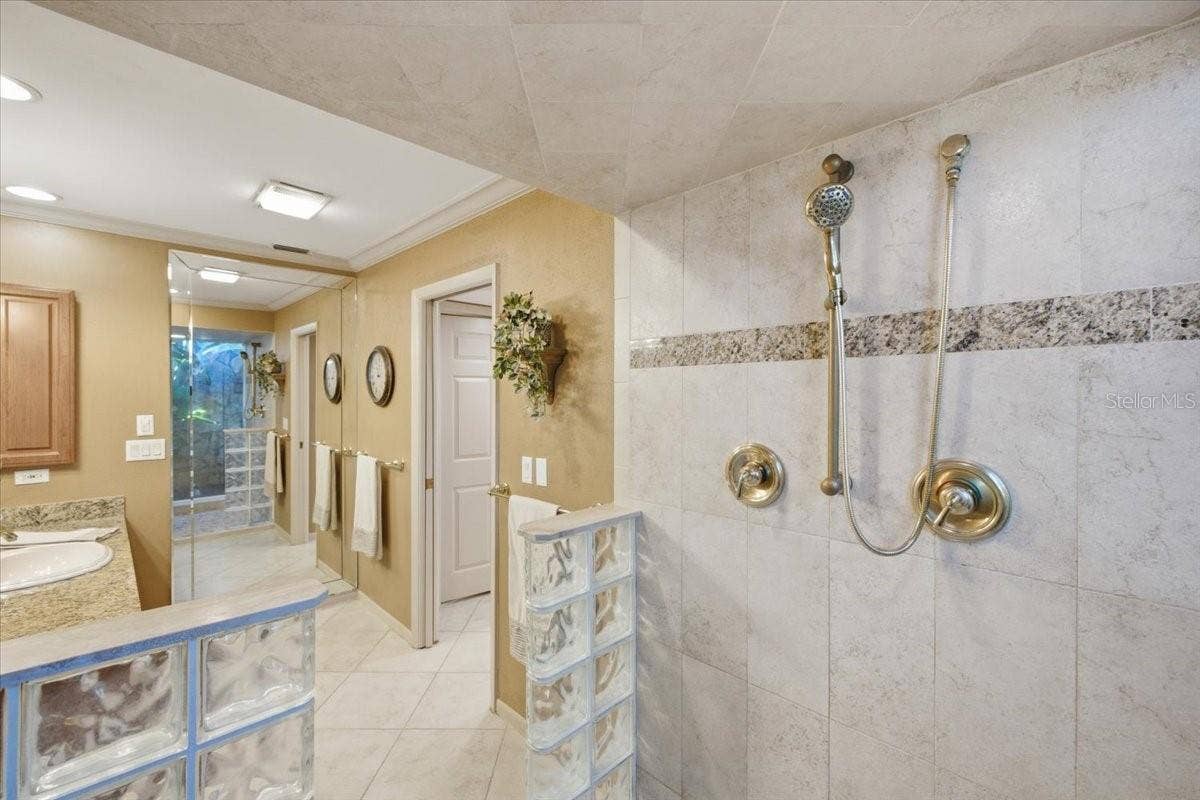 3168 MASTERS DRIVE, Clearwater, FL 33761 3168 MASTERS DRIVE, Clearwater, FL 33761
