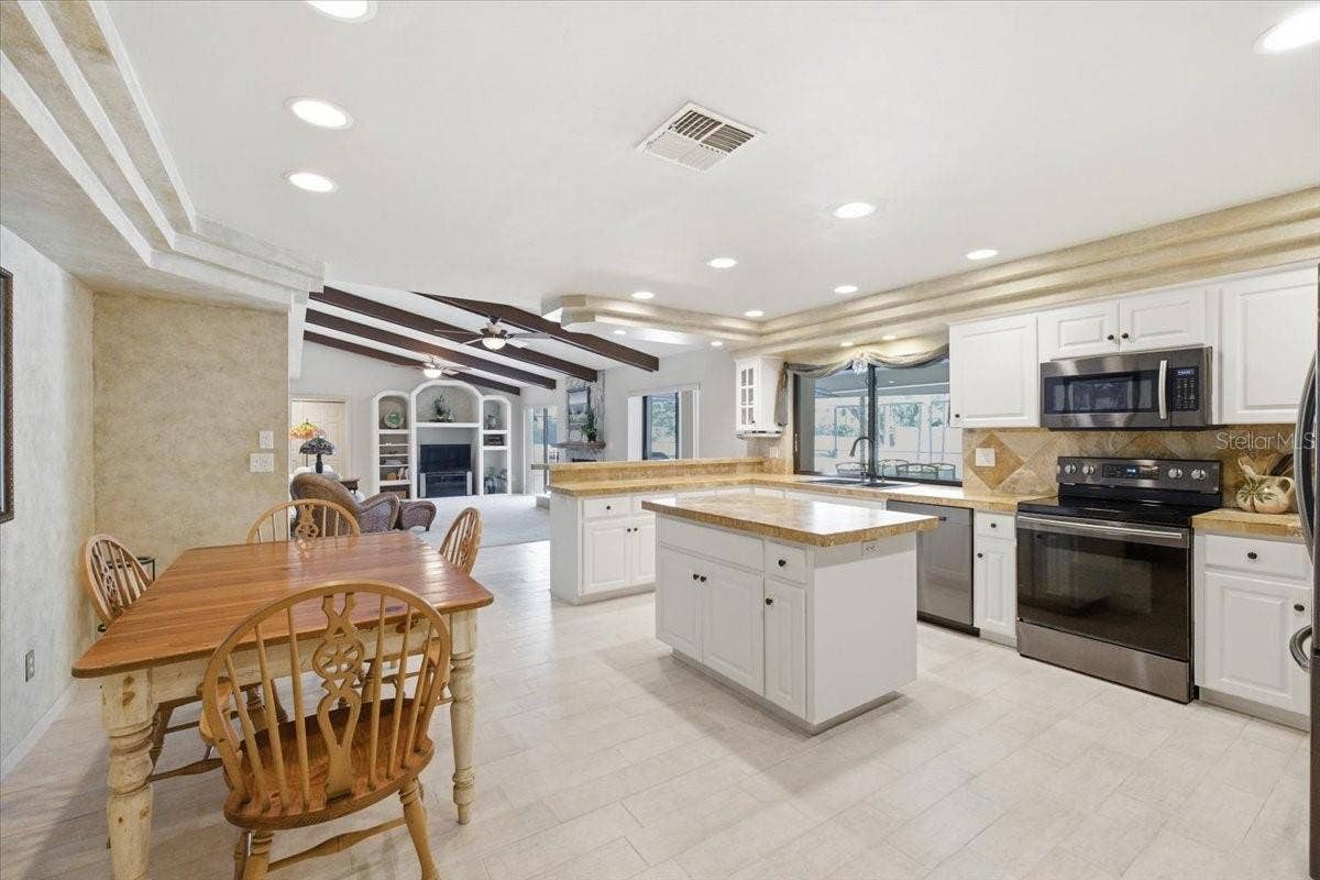 3168 MASTERS DRIVE, Clearwater, FL 33761 3168 MASTERS DRIVE, Clearwater, FL 33761