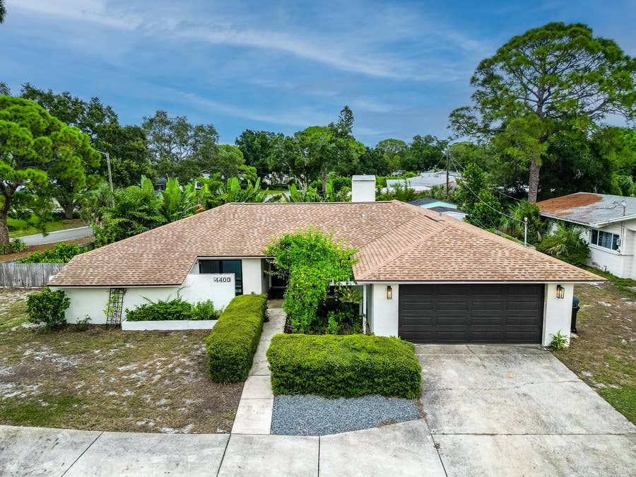 Property photo for 4400 COLUMBUS WAY S, St Petersburg, FL