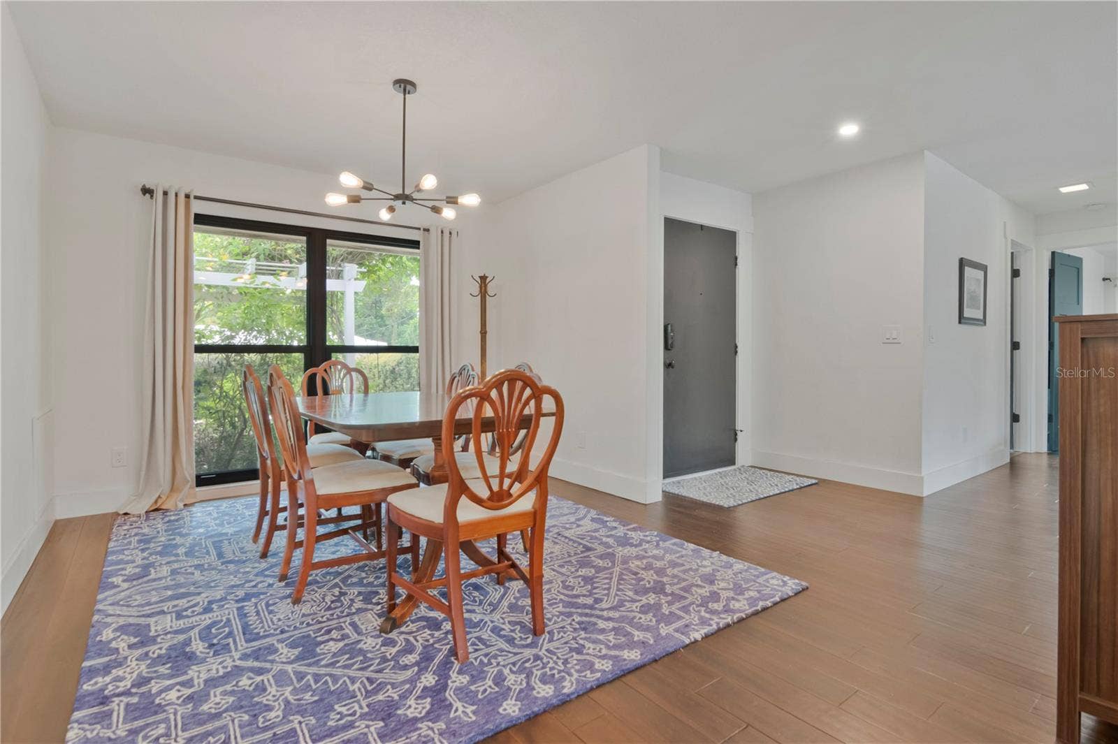 4400 COLUMBUS WAY S, St Petersburg, FL 33712