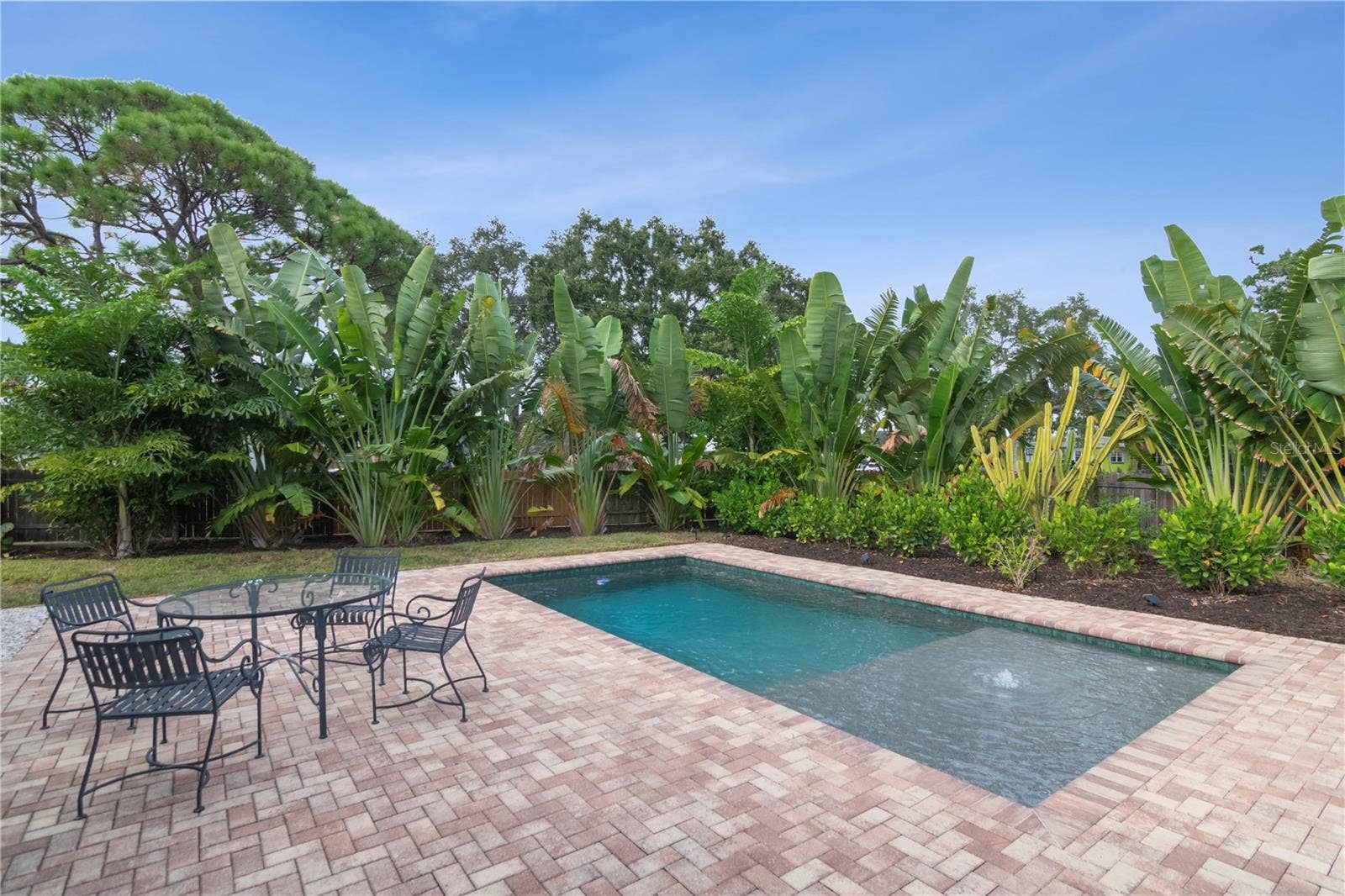 4400 COLUMBUS WAY S, St Petersburg, FL 33712