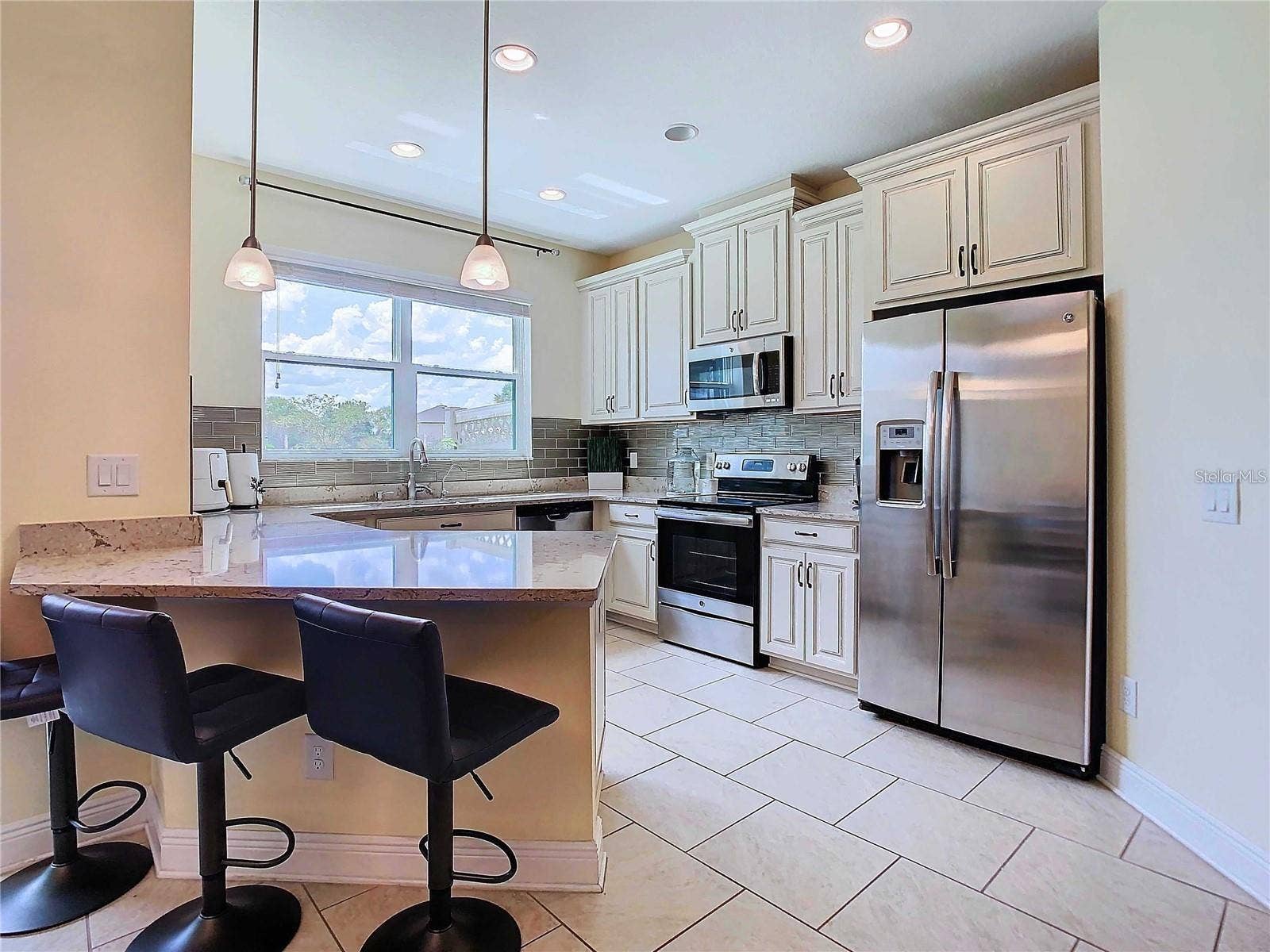 30333 SOUTHWELL LANE, Wesley Chapel, FL 33543 30333 SOUTHWELL LANE, Wesley Chapel, FL 33543