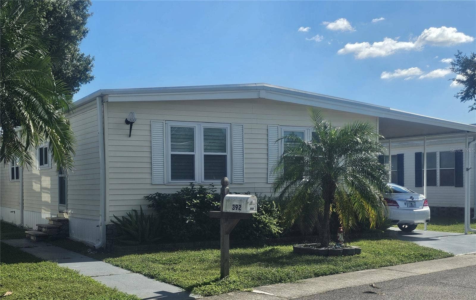 392 COBIA WAY, Oldsmar, FL 34677 Front Yard