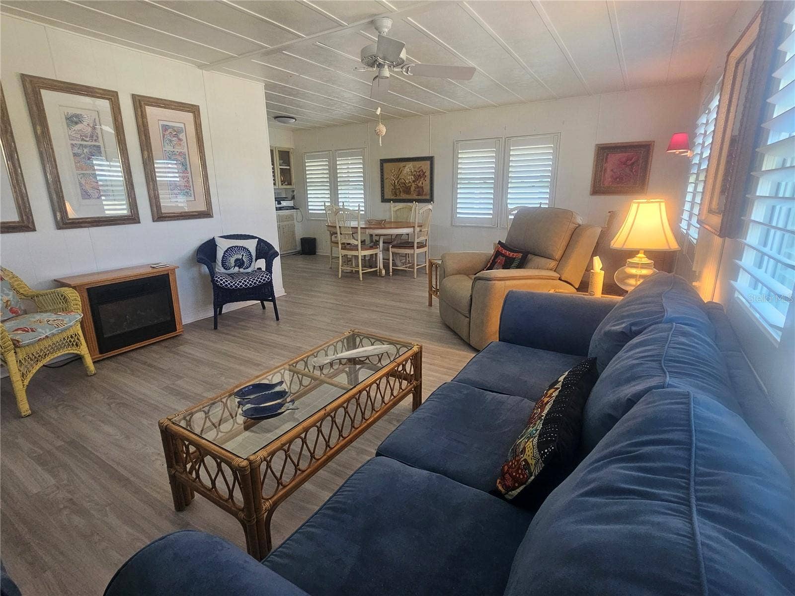 392 COBIA WAY, Oldsmar, FL 34677 Living Room