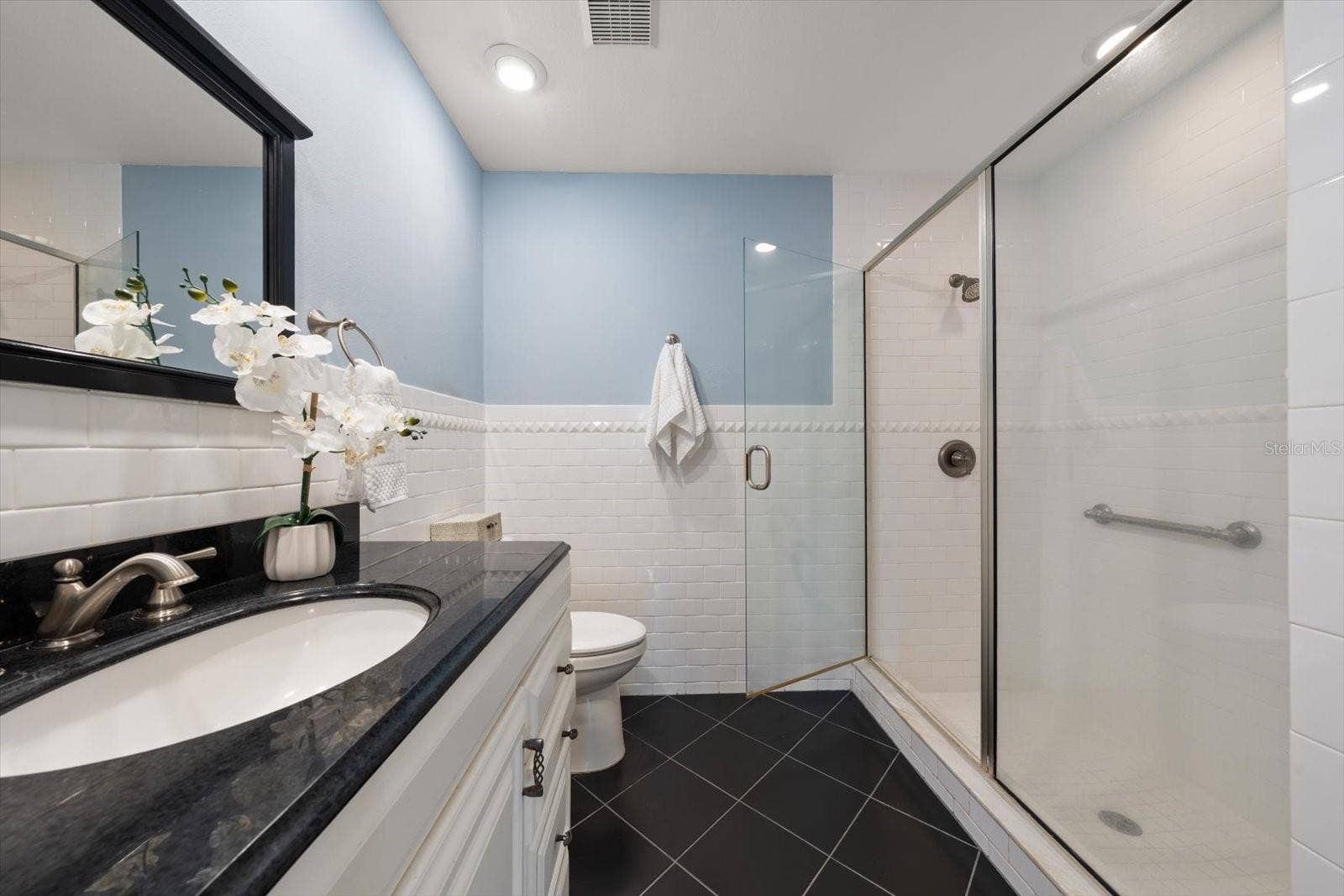 3160 JADEMOOR CIRCLE, Palm Harbor, FL 34685 Primary en-suite bathroom