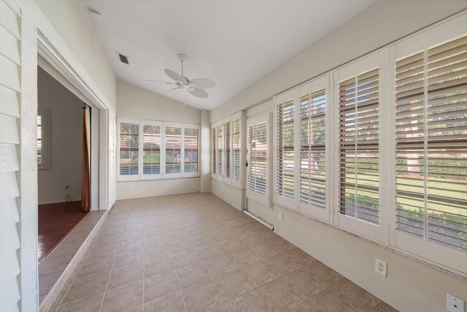 3160 JADEMOOR CIRCLE, Palm Harbor, FL 34685 Florida room