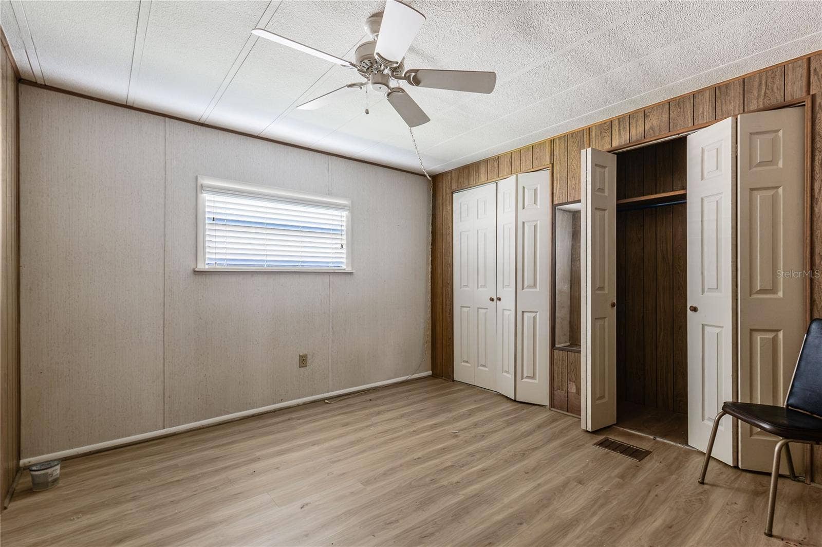 432 LAZY LAKE DRIVE W, Lakeland, FL 33801