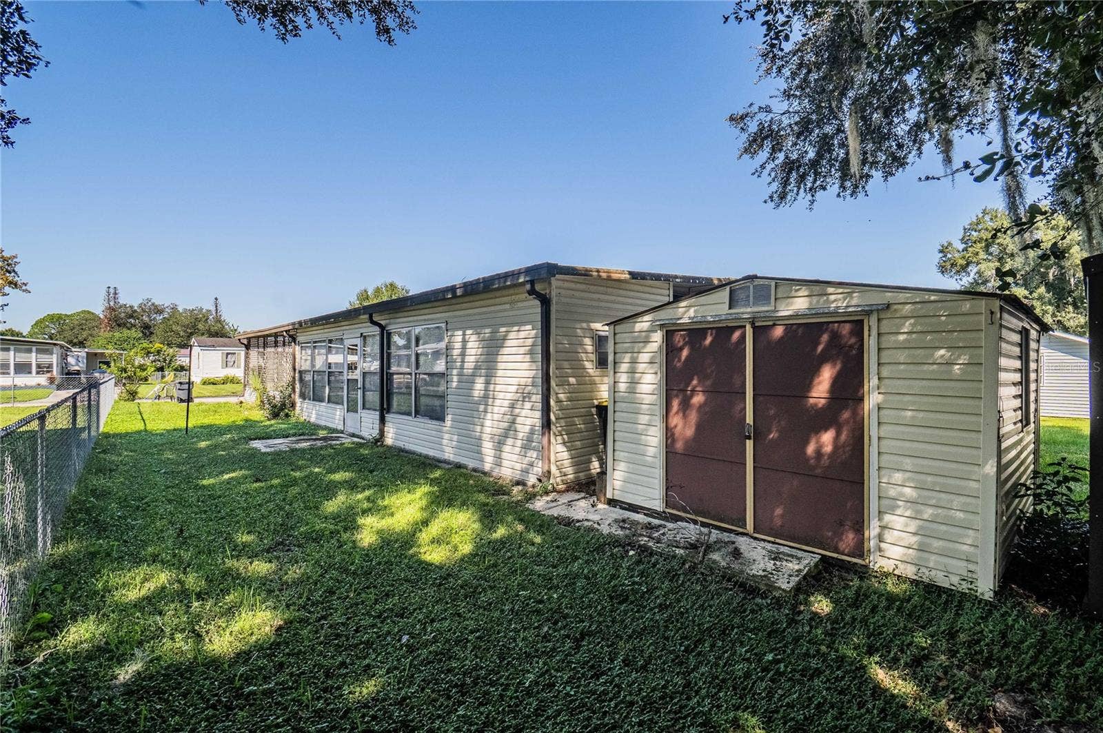 432 LAZY LAKE DRIVE W, Lakeland, FL 33801