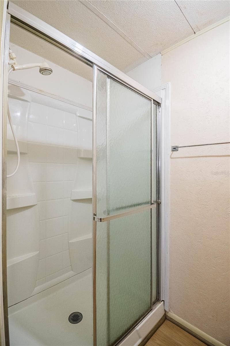 432 LAZY LAKE DRIVE W, Lakeland, FL 33801