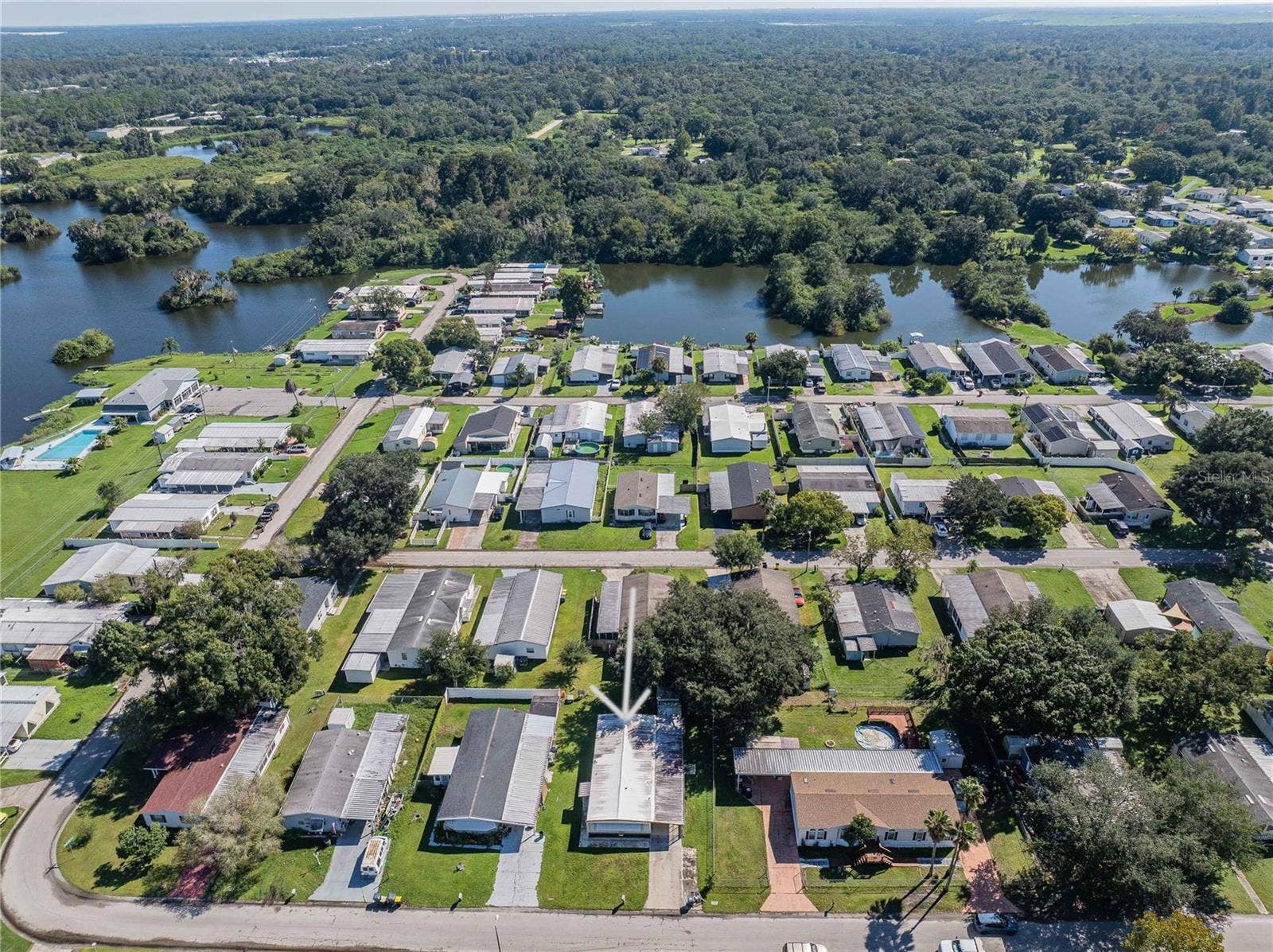 432 LAZY LAKE DRIVE W, Lakeland, FL 33801