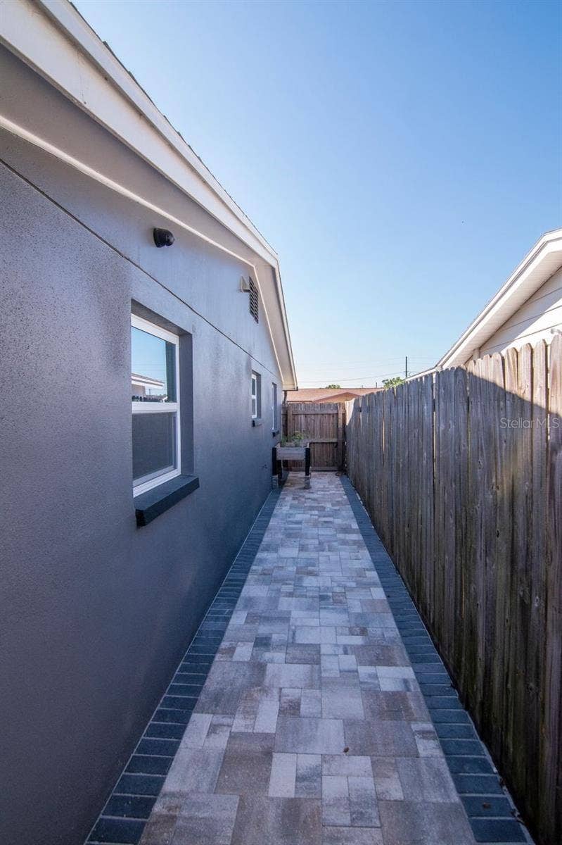 5735 MOSAIC DRIVE, Holiday, FL 34690