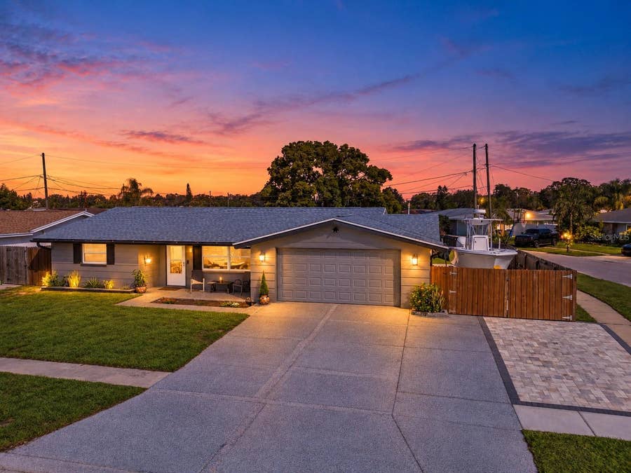 Property photo for 5735 MOSAIC DRIVE, Holiday, FL