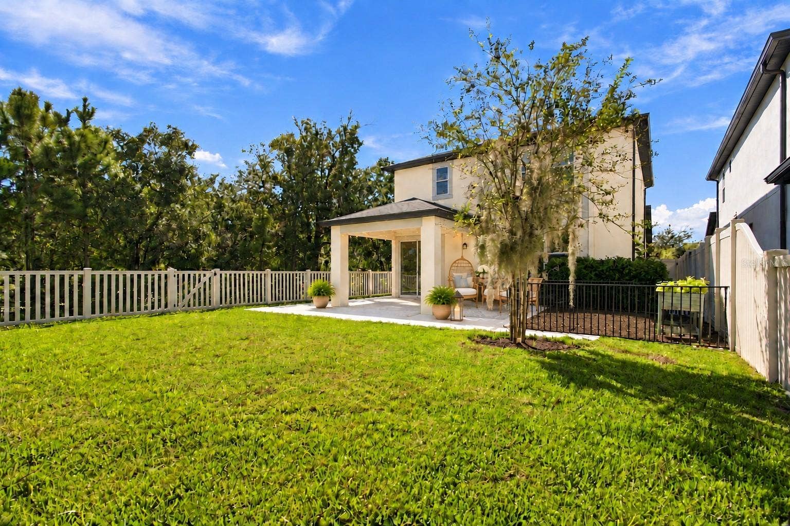 19971 STONE PINE CIRCLE, Lutz, FL 33558 19971 STONE PINE CIRCLE, Lutz, FL 33558