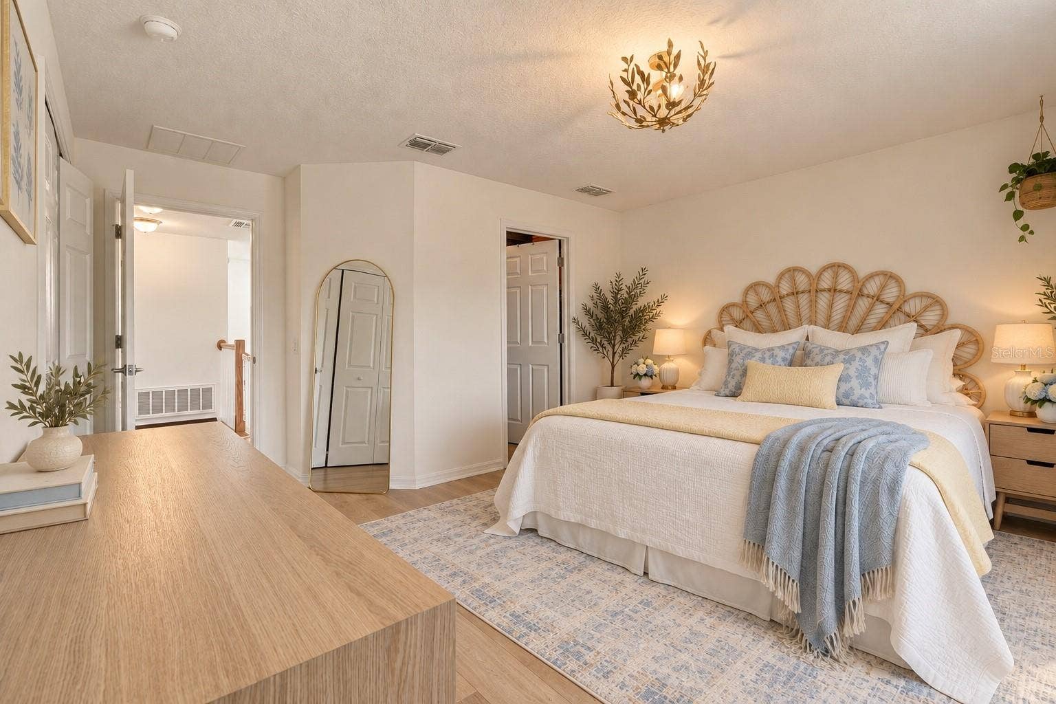 19971 STONE PINE CIRCLE, Lutz, FL 33558 19971 STONE PINE CIRCLE, Lutz, FL 33558