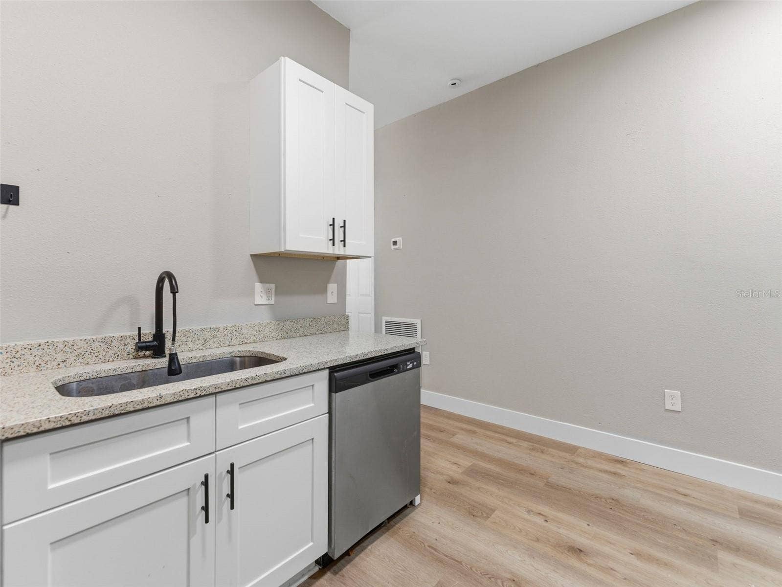 1740 W CHERRY STREET, Tampa, FL 33607