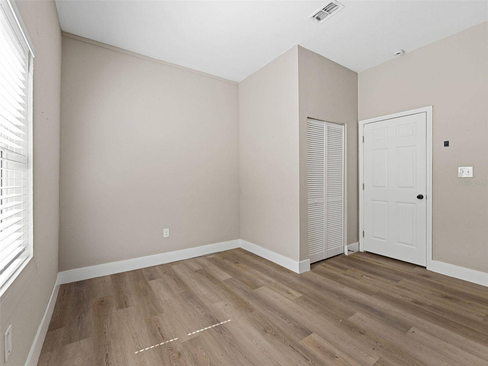 1740 W CHERRY STREET, Tampa, FL 33607