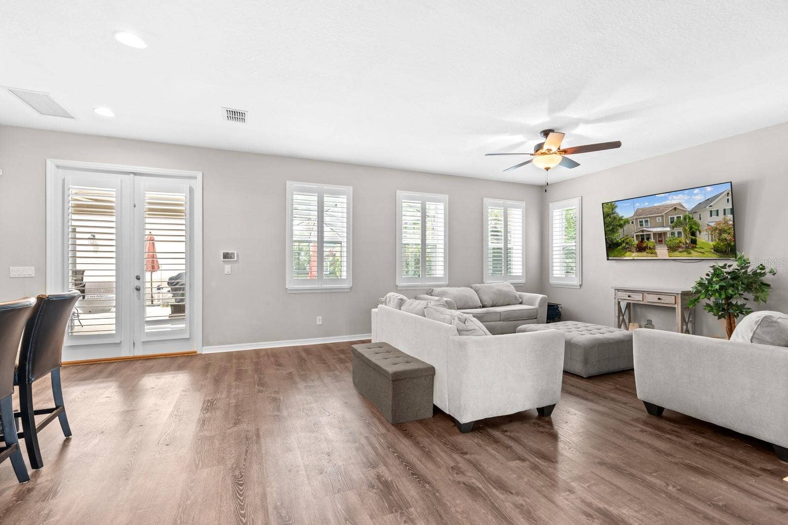 5955 CALDERA RIDGE DRIVE, Lithia, FL 33547 5955 CALDERA RIDGE DRIVE, Lithia, FL 33547