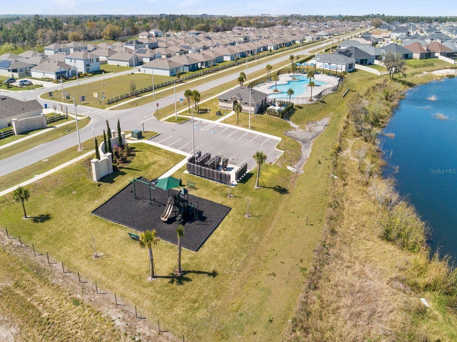 3996 GIORGIO DRIVE, Winter Haven, FL 33884 3996 GIORGIO DRIVE, Winter Haven, FL 33884