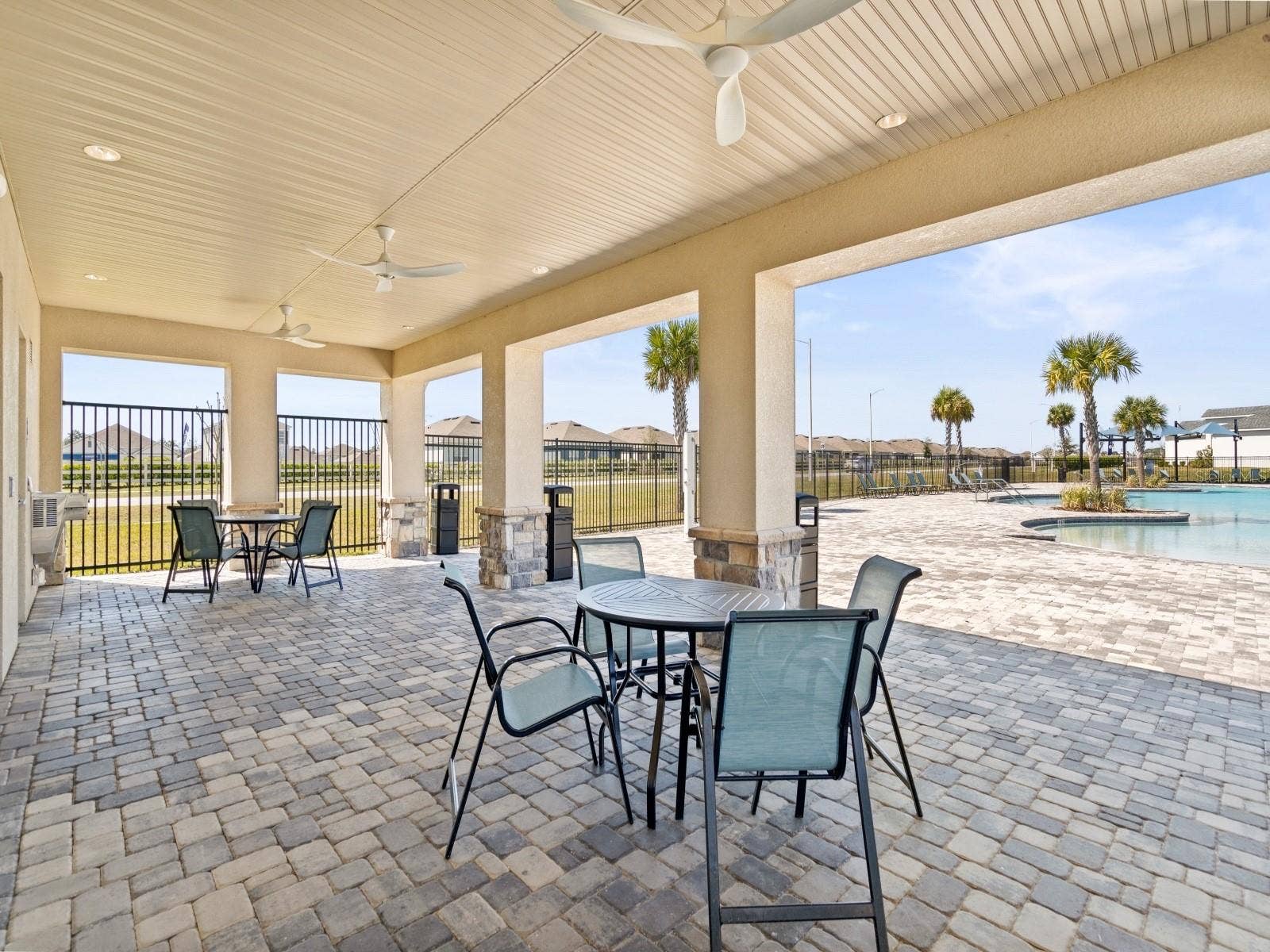 3996 GIORGIO DRIVE, Winter Haven, FL 33884 3996 GIORGIO DRIVE, Winter Haven, FL 33884