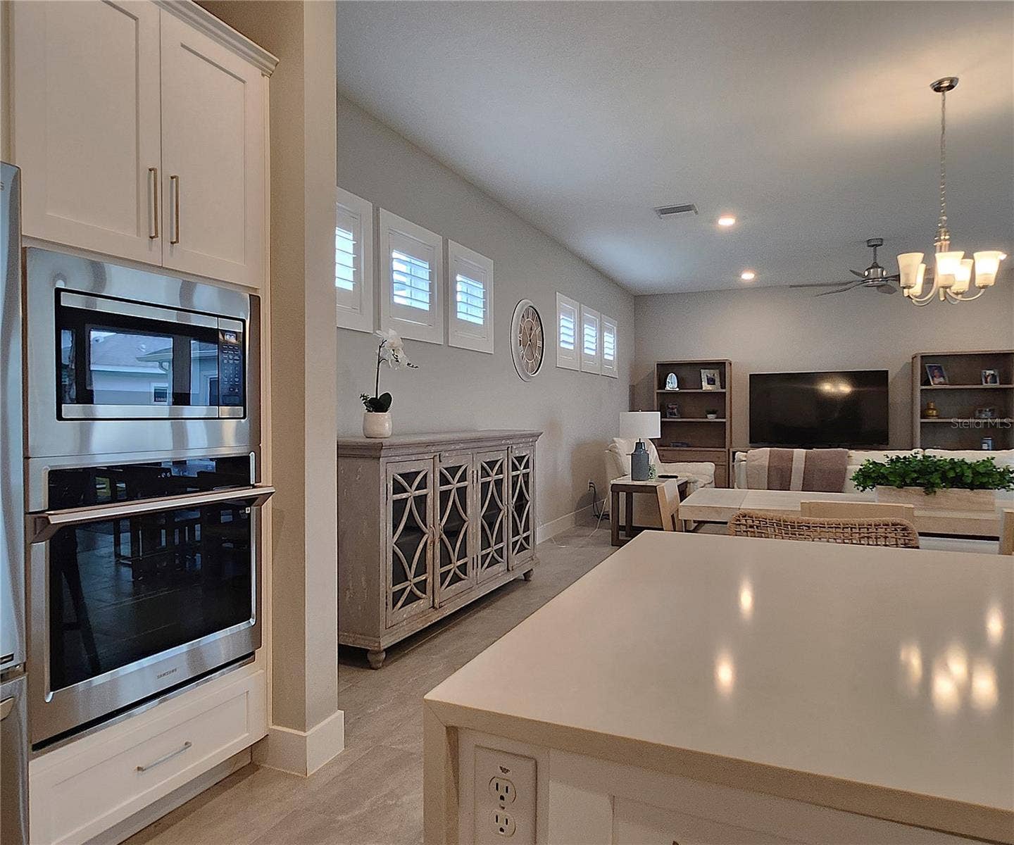 8896 DRUMMER PLANK DRIVE, Wesley Chapel, FL 33545 Convection Oven