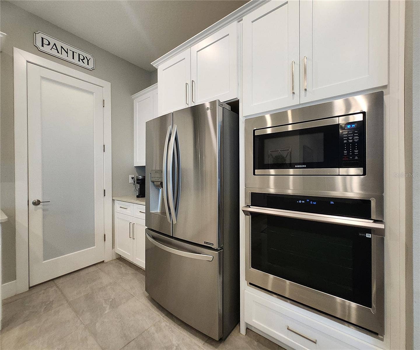 8896 DRUMMER PLANK DRIVE, Wesley Chapel, FL 33545 Large Walk-In Pantry