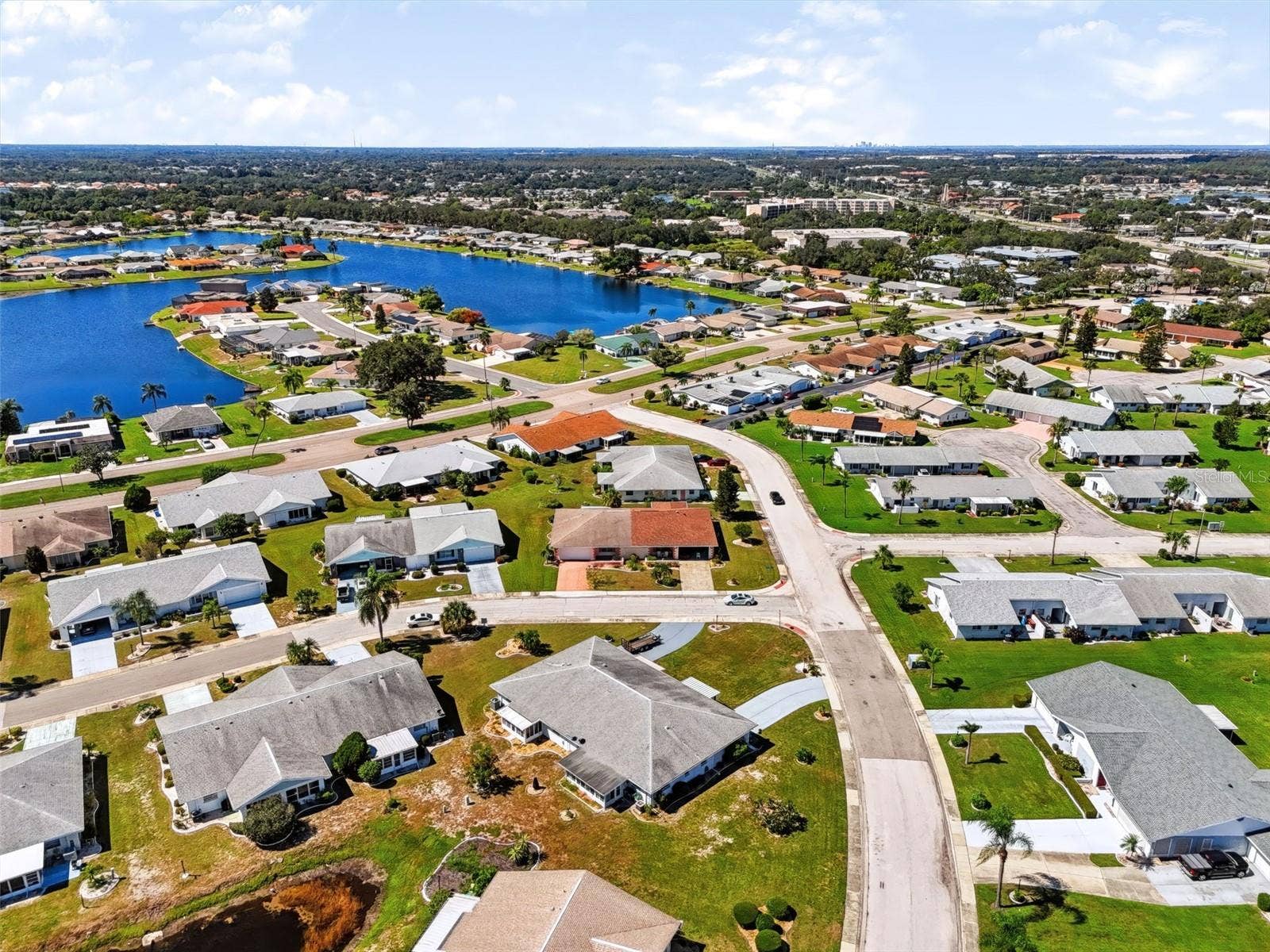 303 GREEN MANOR DRIVE, Sun City Center, FL 33573