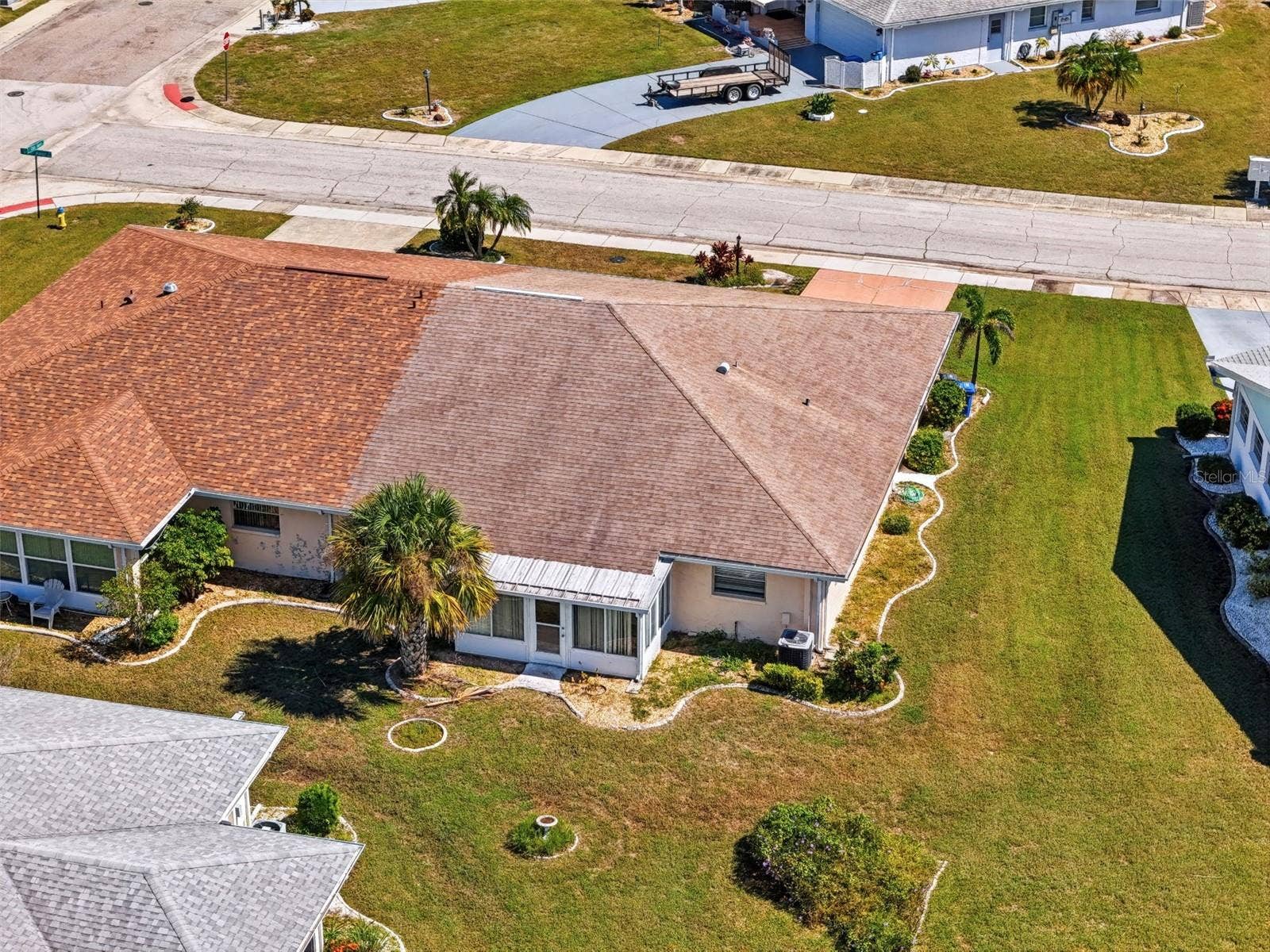 303 GREEN MANOR DRIVE, Sun City Center, FL 33573