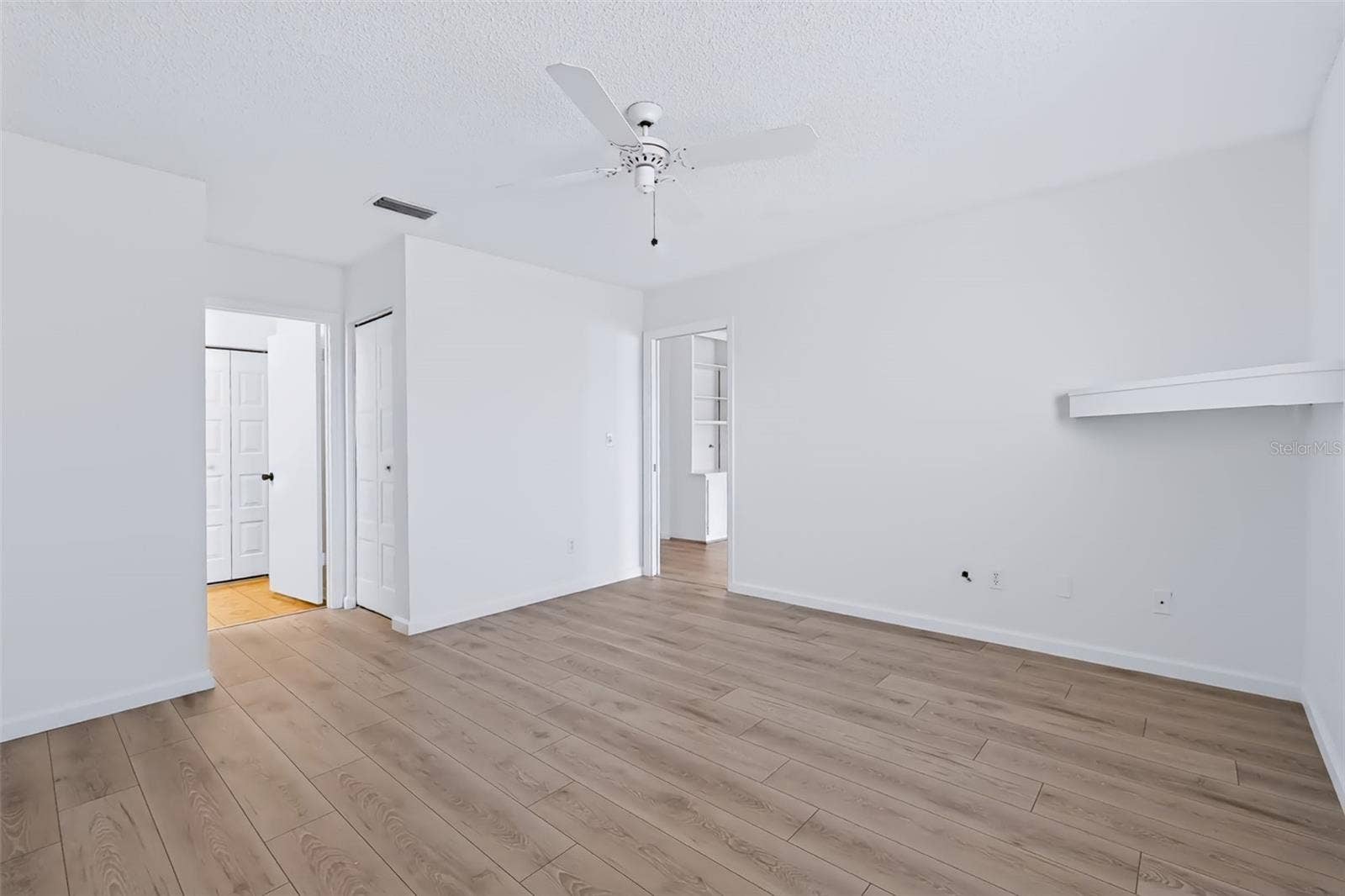 303 GREEN MANOR DRIVE, Sun City Center, FL 33573