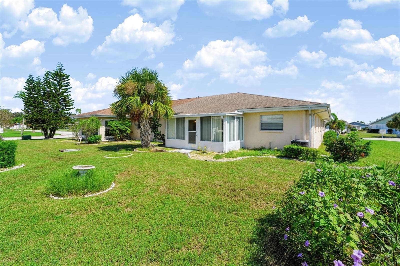 303 GREEN MANOR DRIVE, Sun City Center, FL 33573