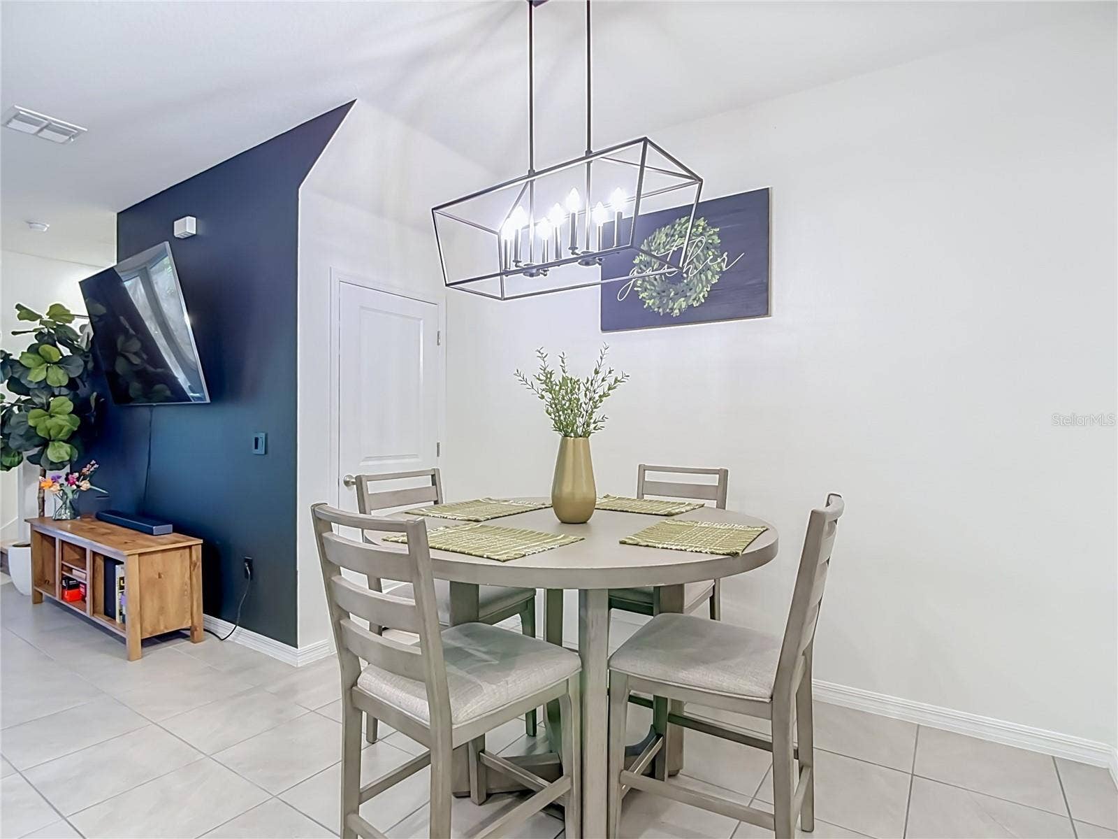 3347 PLEASANT WILLOW COURT, Brandon, FL 33511 3347 PLEASANT WILLOW COURT, Brandon, FL 33511