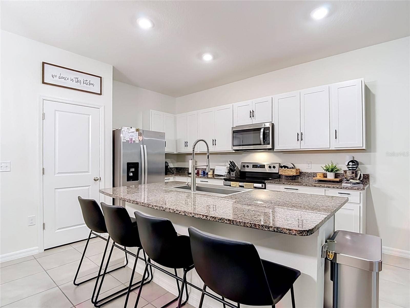 3347 PLEASANT WILLOW COURT, Brandon, FL 33511 3347 PLEASANT WILLOW COURT, Brandon, FL 33511